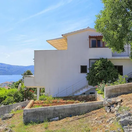 With Parking Space Seget Vranjica, - 11273 טרוגיר