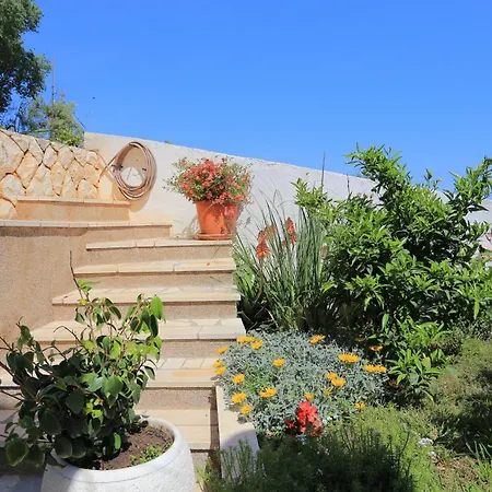 With Parking Space Seget Vranjica, - 11273 דירה *